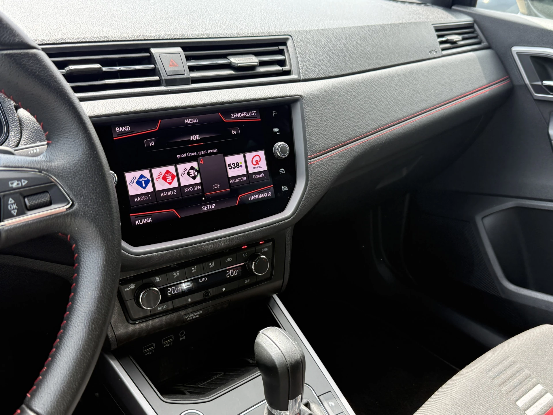 Hoofdafbeelding SEAT Arona