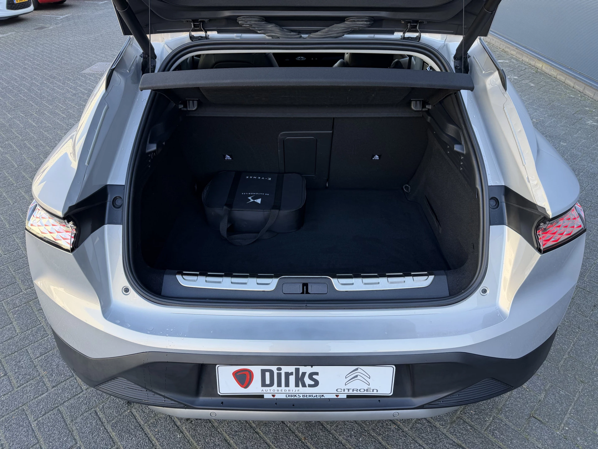 Hoofdafbeelding DS DS 4