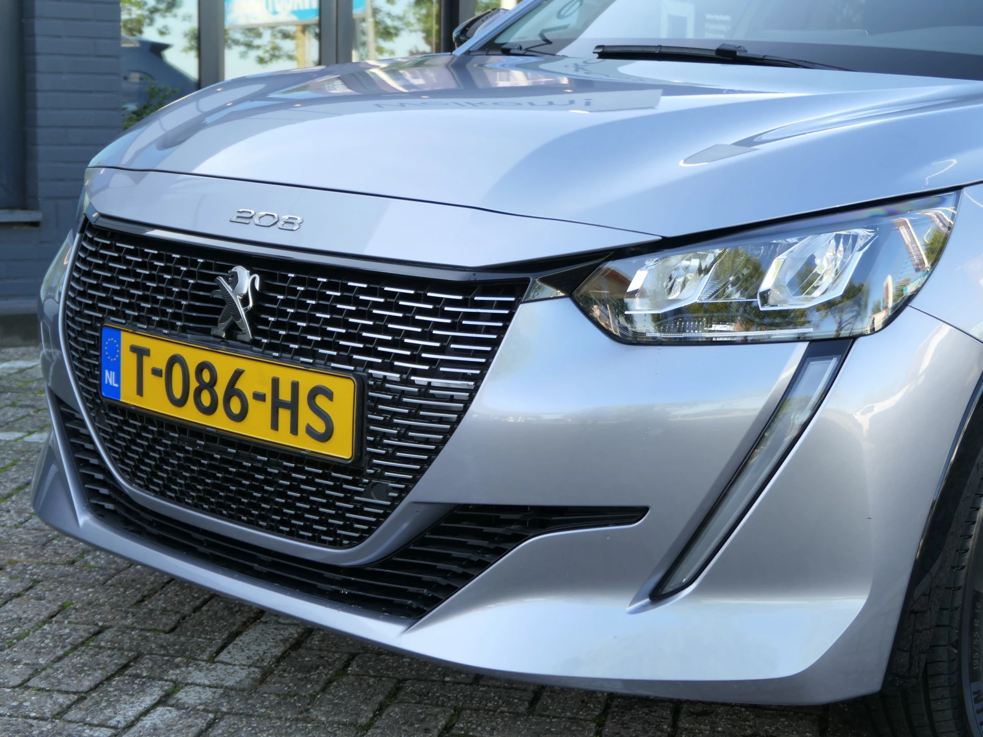 Hoofdafbeelding Peugeot e-208