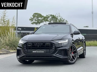 Hoofdafbeelding Audi Q8 Audi Q8 55 TFSI e quattro S-Line Panoramadak|B&O|Soft close doors|Keyless|Head-Up|Massage|Camera 360°|Matrix