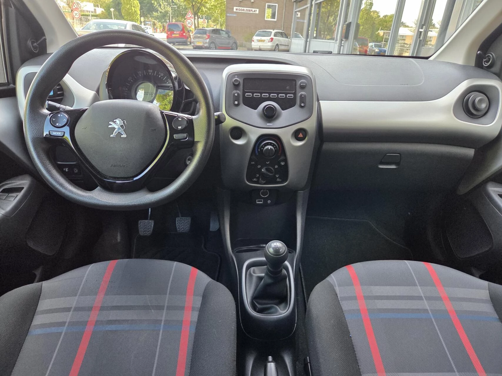 Hoofdafbeelding Peugeot 108