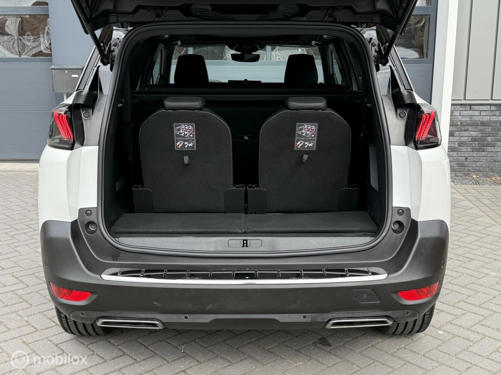 Hoofdafbeelding Peugeot 5008