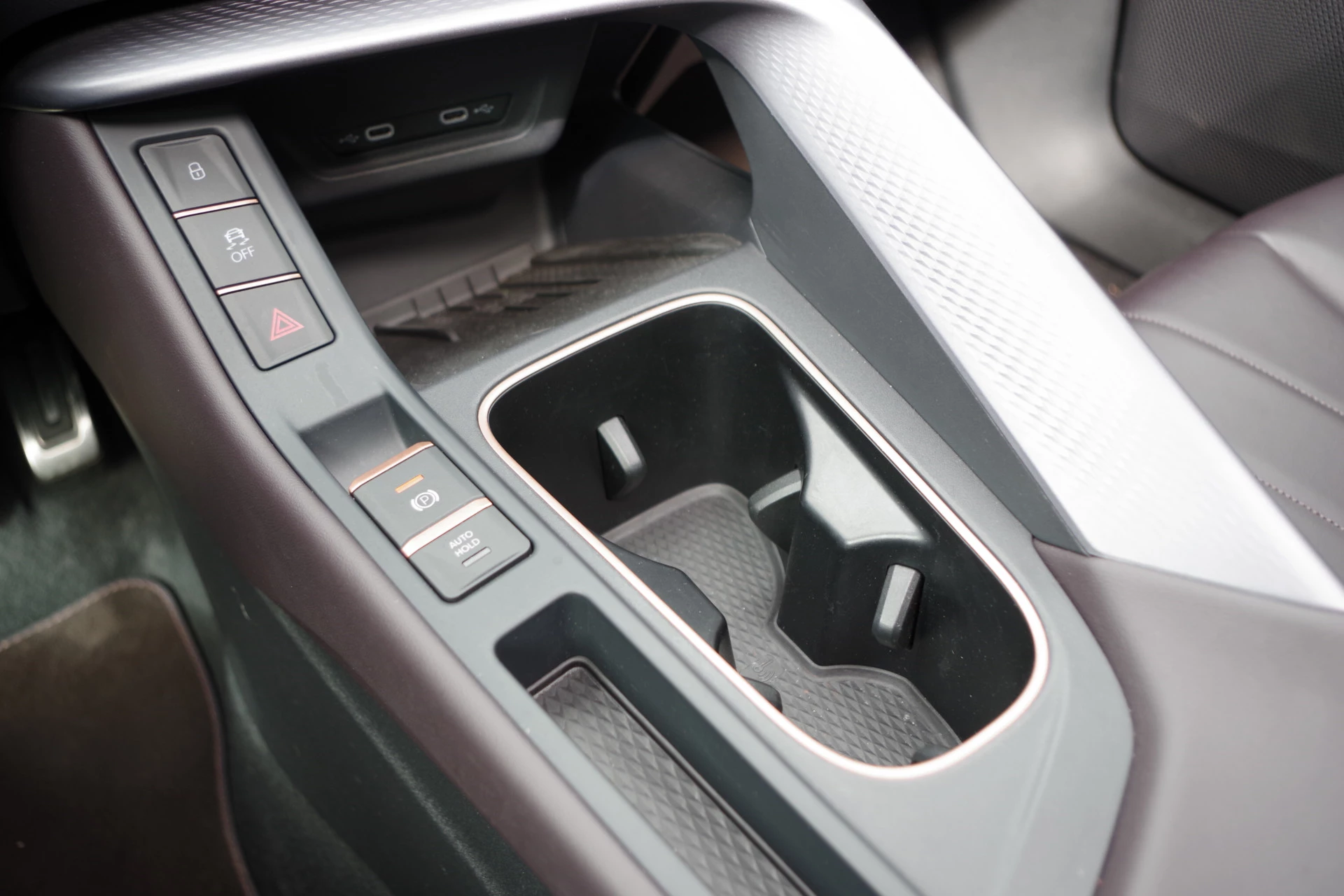 Hoofdafbeelding CUPRA Terramar