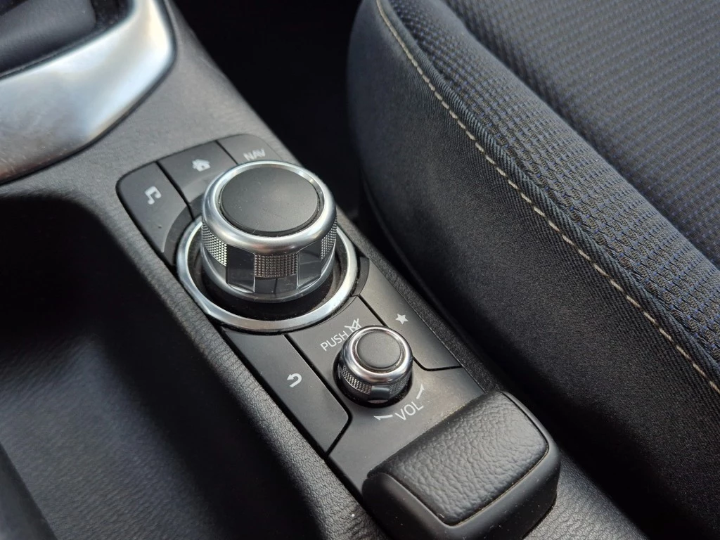 Hoofdafbeelding Mazda 2