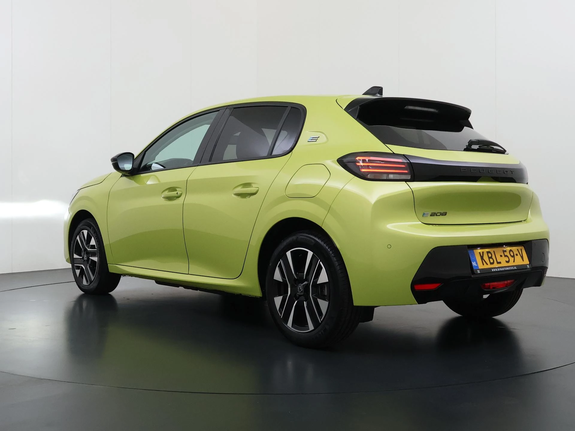 Hoofdafbeelding Peugeot e-208