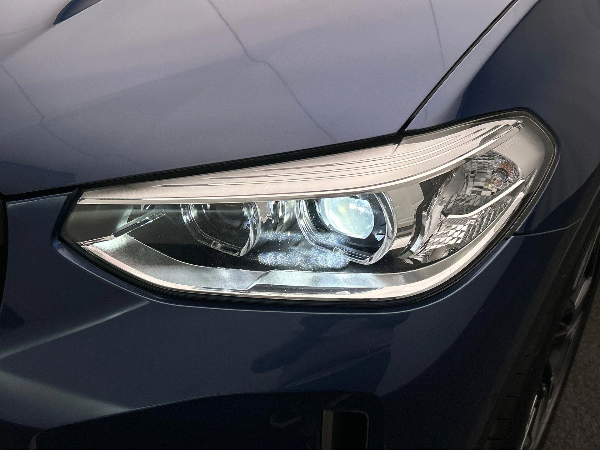 Hoofdafbeelding BMW iX3