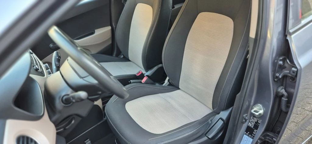 Hoofdafbeelding Hyundai i10