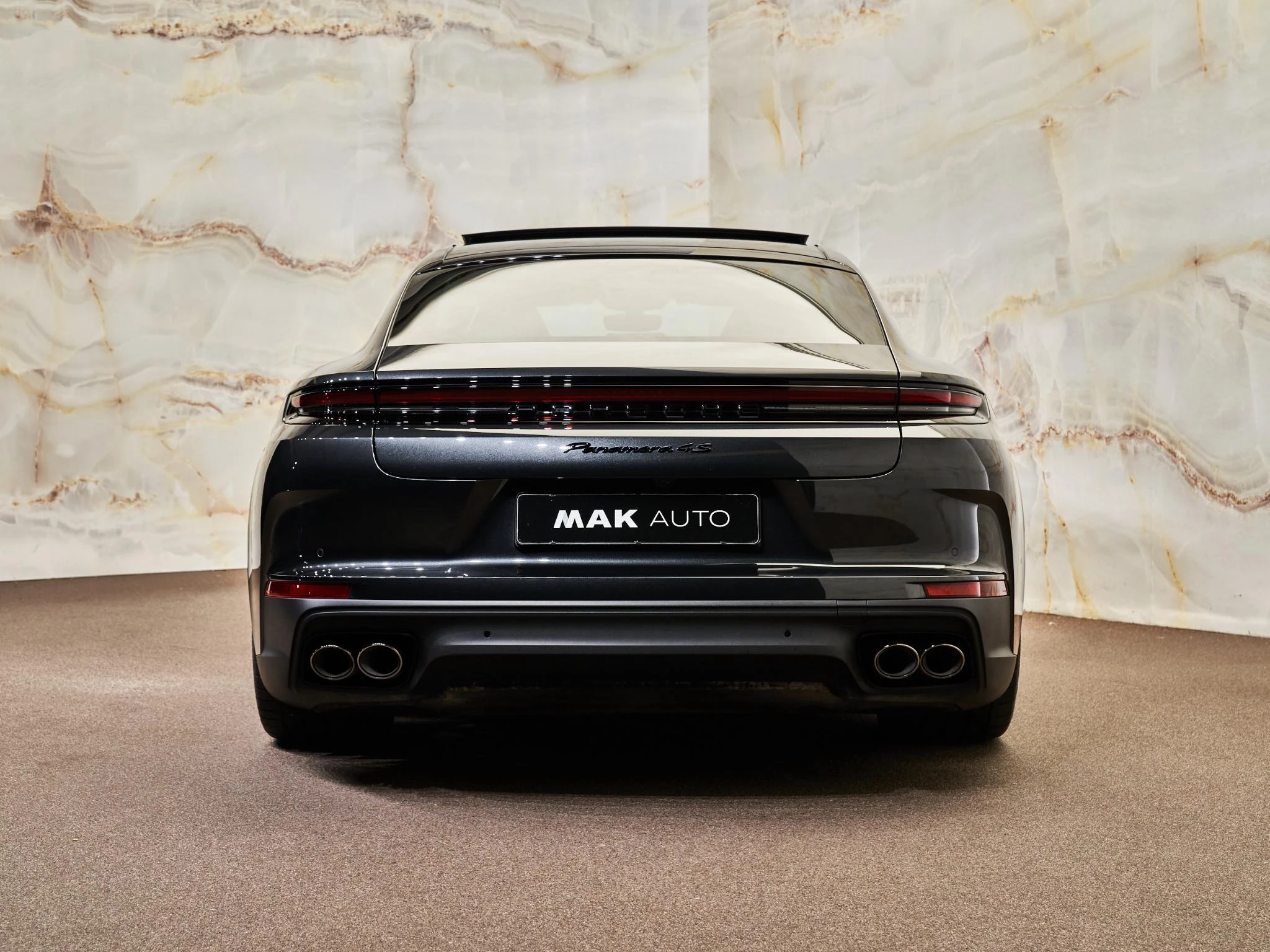 Hoofdafbeelding Porsche Panamera