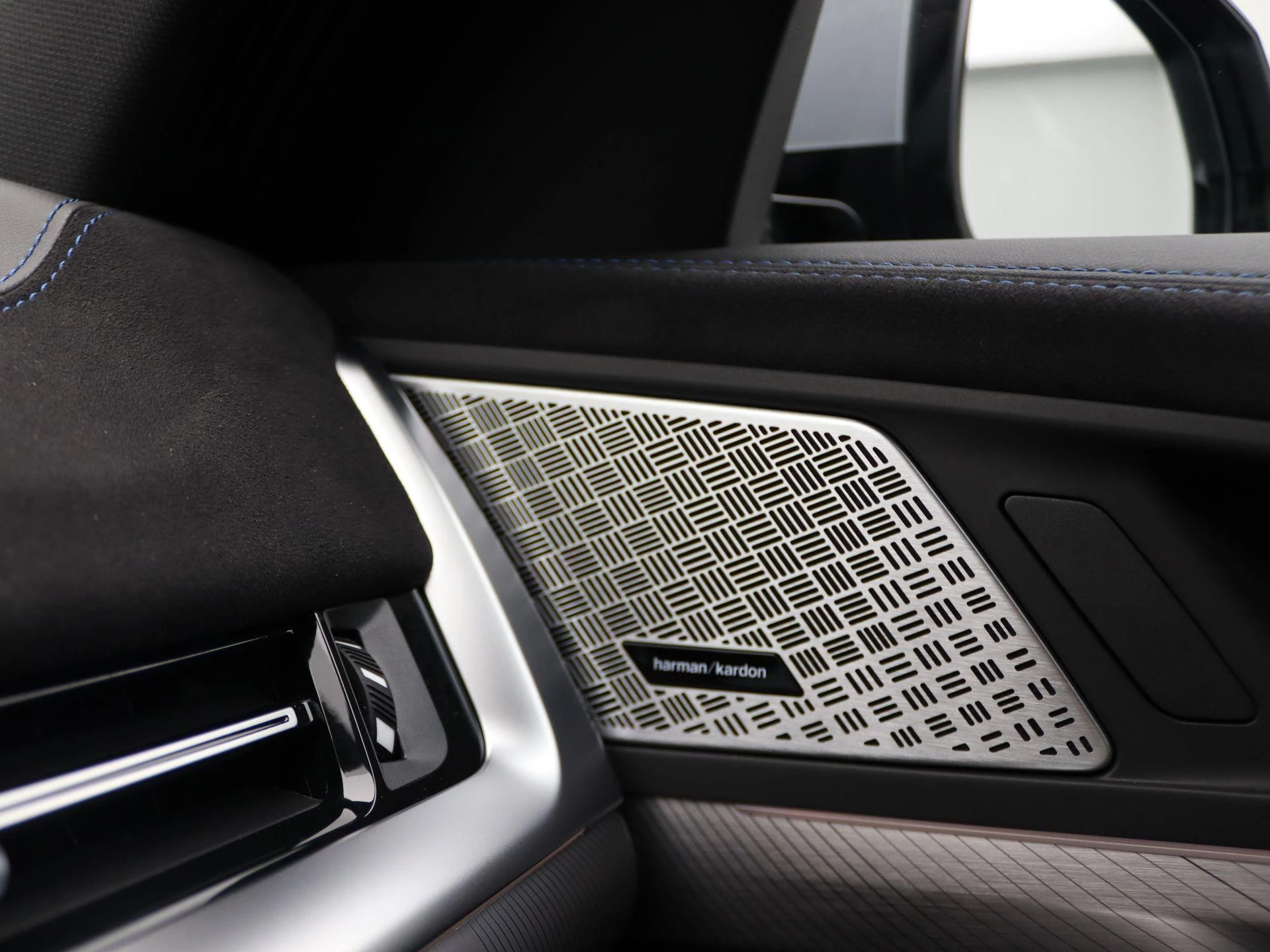 Hoofdafbeelding BMW iX2