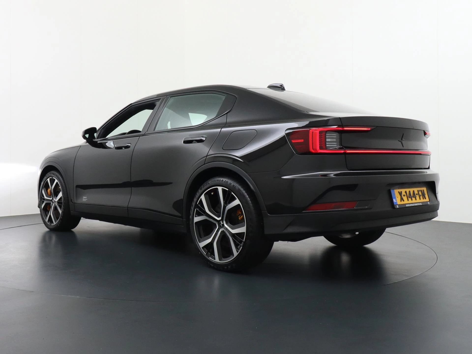 Hoofdafbeelding Polestar 2