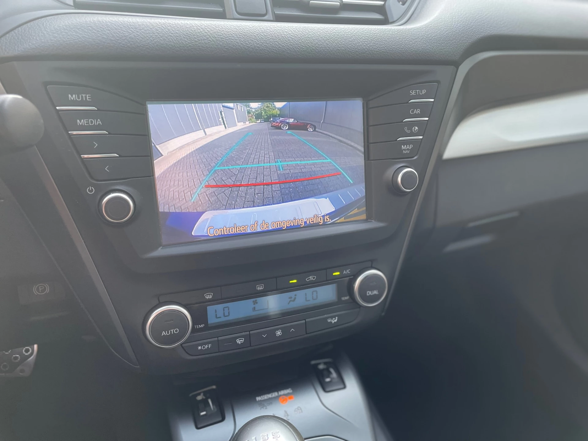 Hoofdafbeelding Toyota Avensis