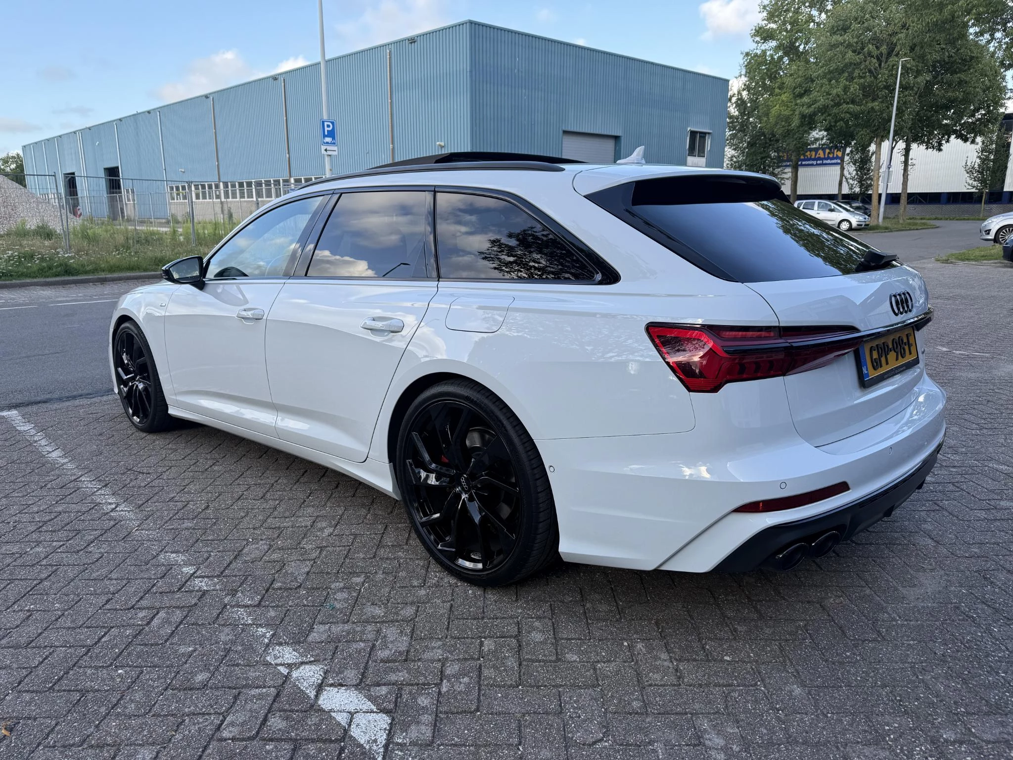 Hoofdafbeelding Audi A6