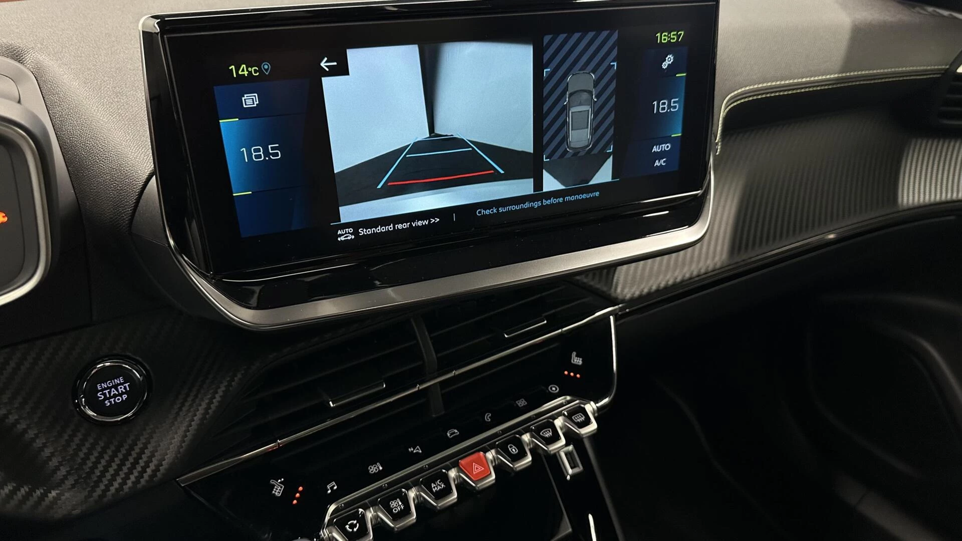 Hoofdafbeelding Peugeot e-2008