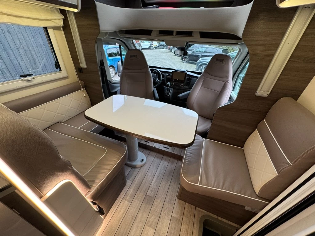 Hoofdafbeelding McLouis Carat 473