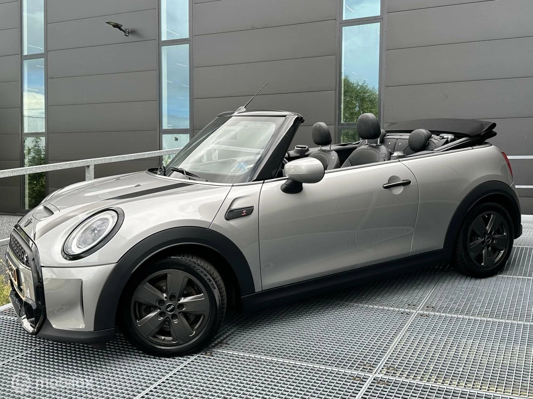 Hoofdafbeelding MINI Cooper S Cabrio