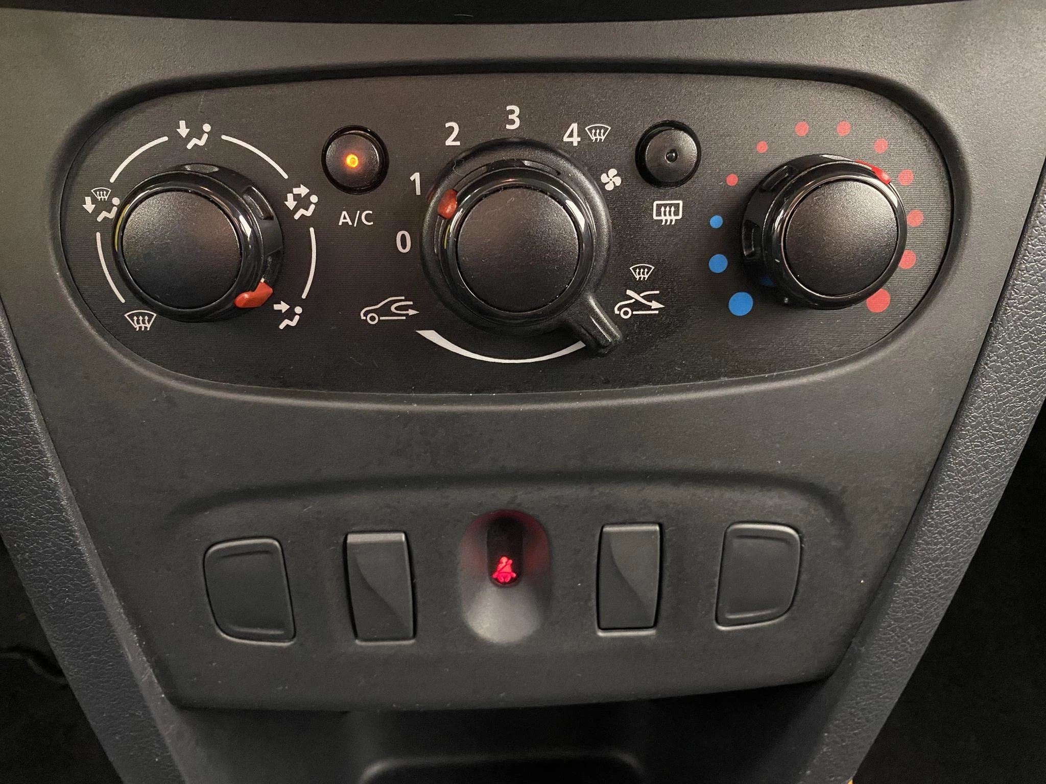 Hoofdafbeelding Dacia Logan