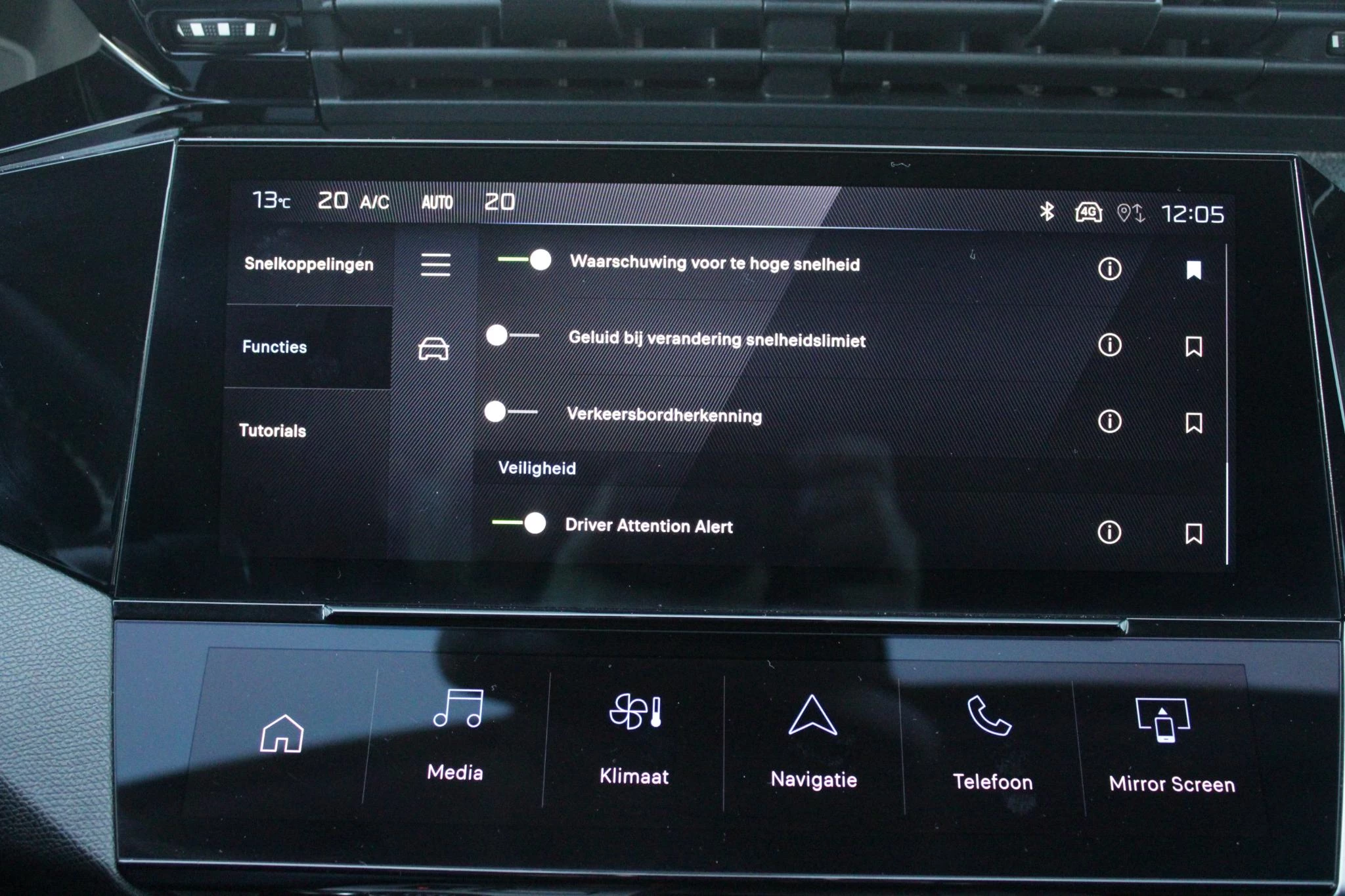 Hoofdafbeelding Peugeot 408