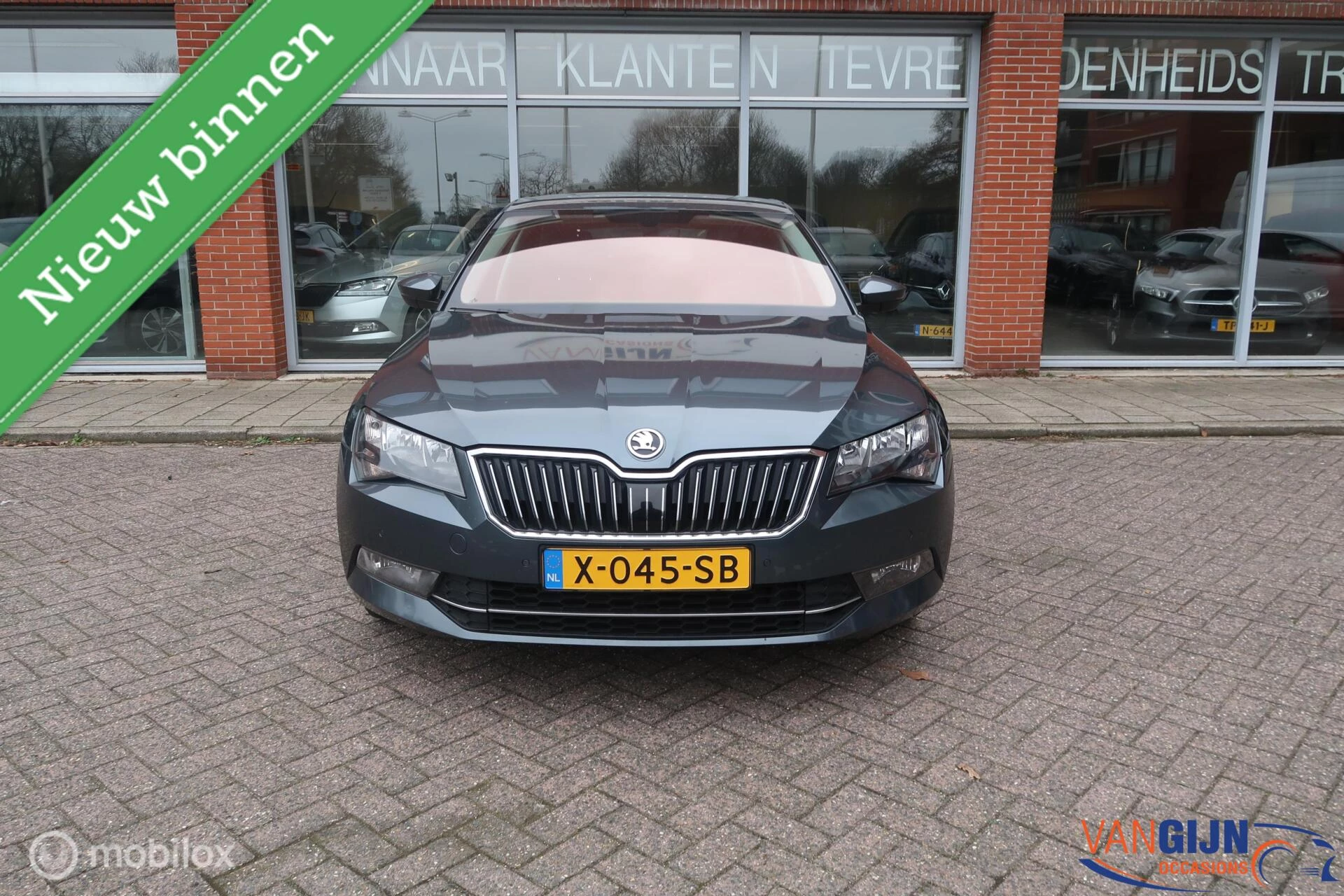 Hoofdafbeelding Škoda Superb