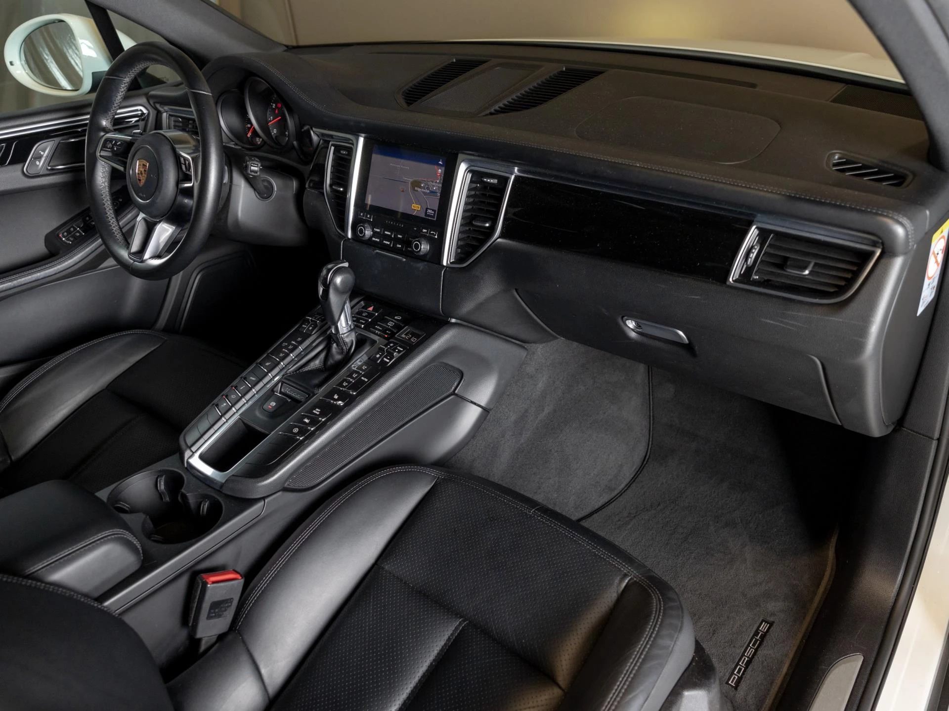 Hoofdafbeelding Porsche Macan