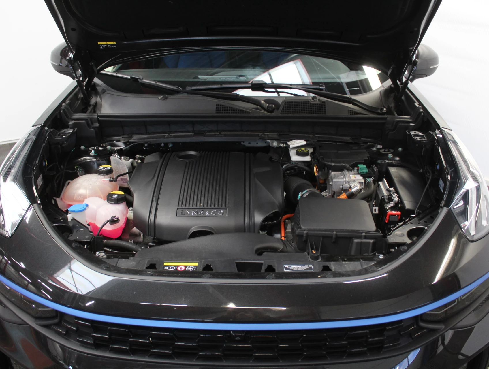 Hoofdafbeelding Lynk & Co 01