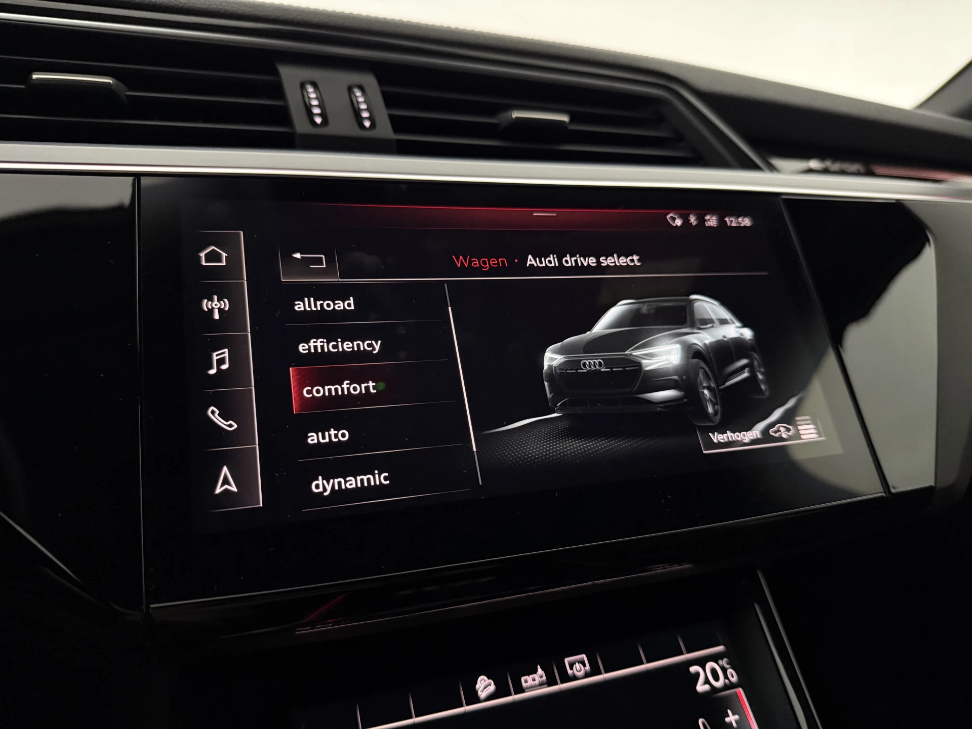 Hoofdafbeelding Audi e-tron