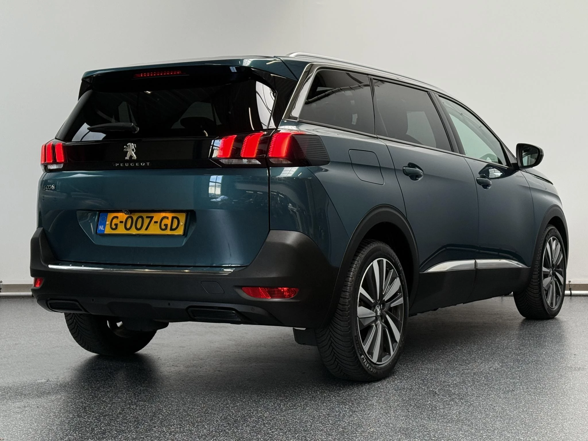 Hoofdafbeelding Peugeot 5008