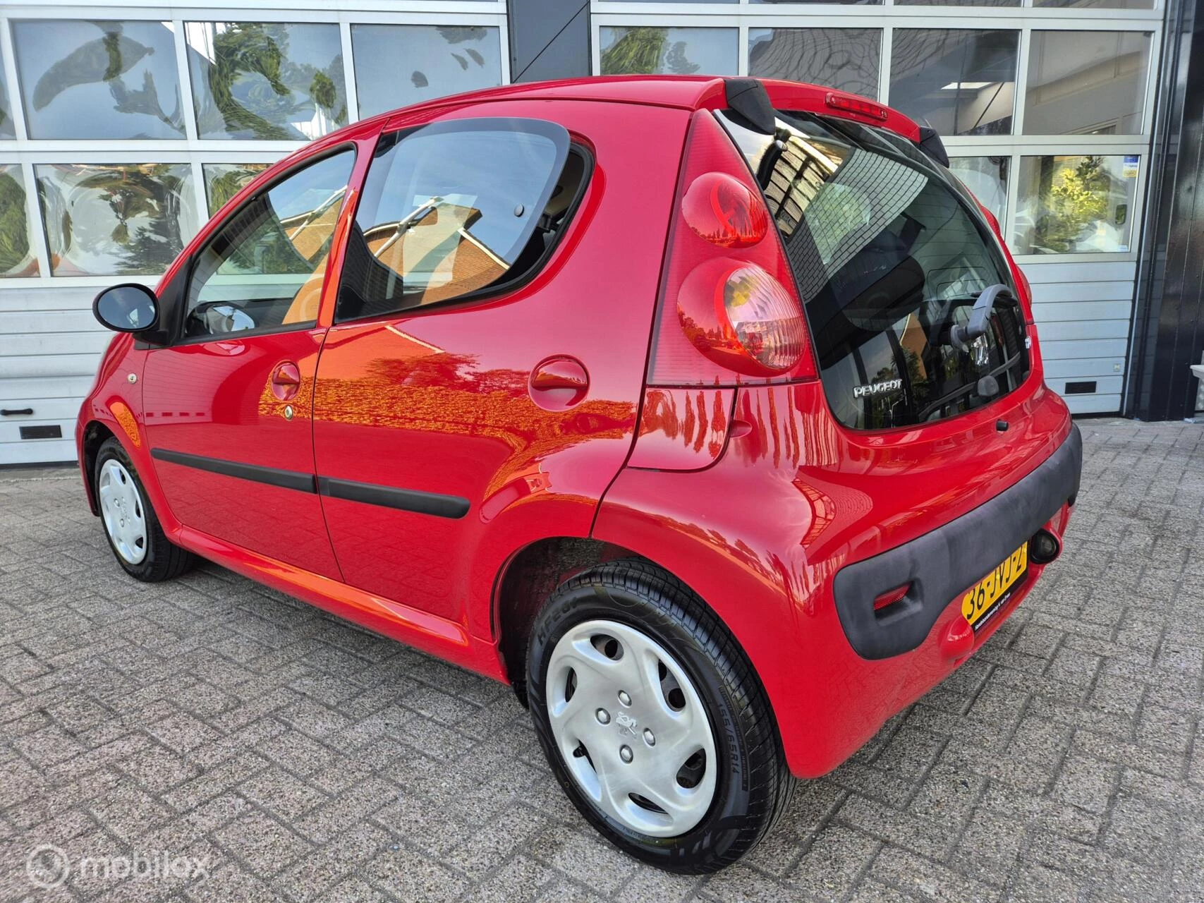 Hoofdafbeelding Peugeot 107