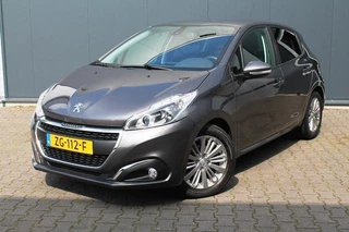 Peugeot 208 1.2 PureTech Signature | Navi | Automaat | Airco