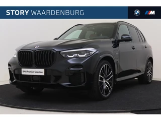 BMW X5 xDrive45e High Executive M Sport Automaat / Panoramadak / Trekhaak / Active Cruise Control / Comfortstoelen incl. Massage / Harman Kardon / Head-Up / Laserlight