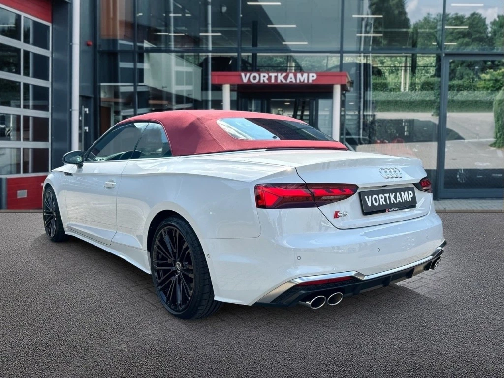 Hoofdafbeelding Audi S5