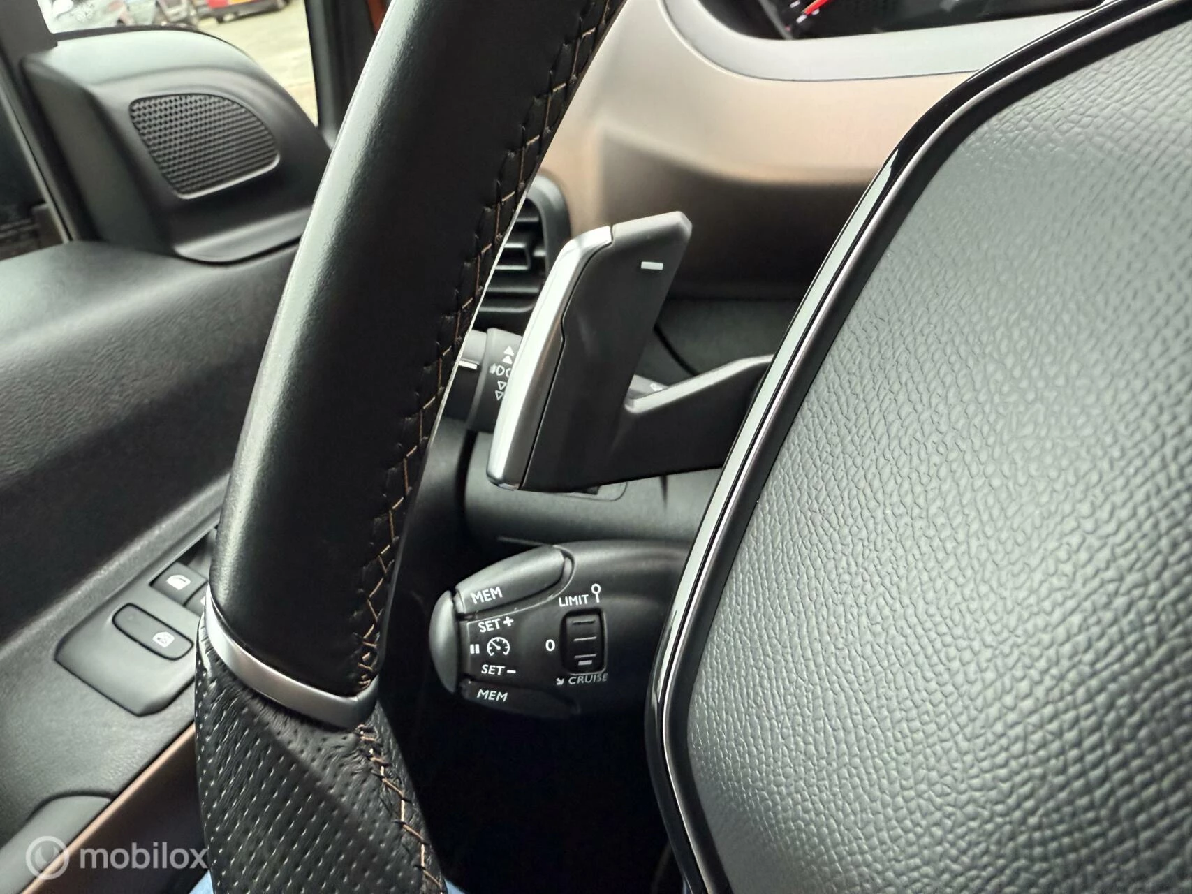 Hoofdafbeelding Peugeot Rifter