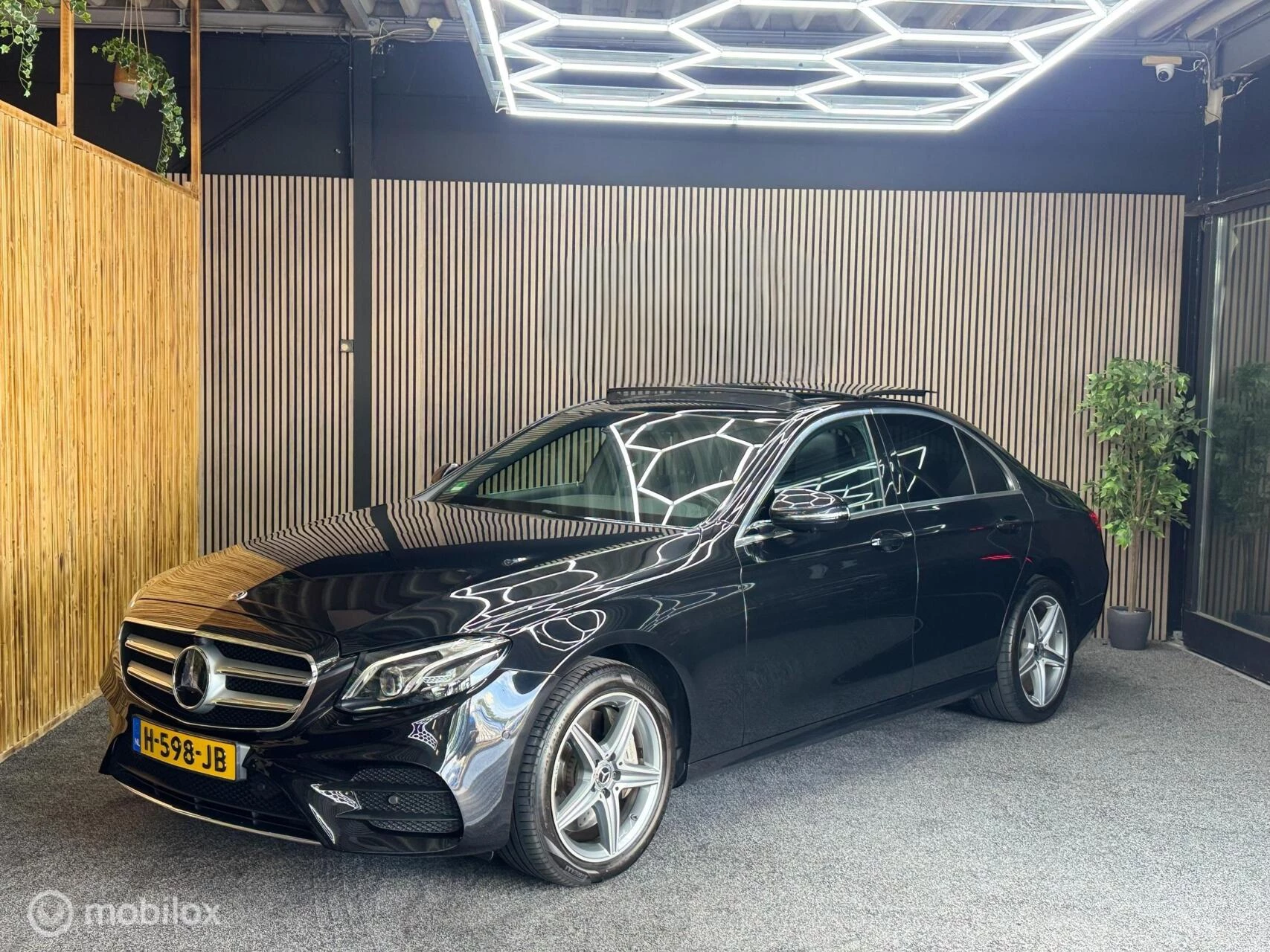 Hoofdafbeelding Mercedes-Benz E-Klasse