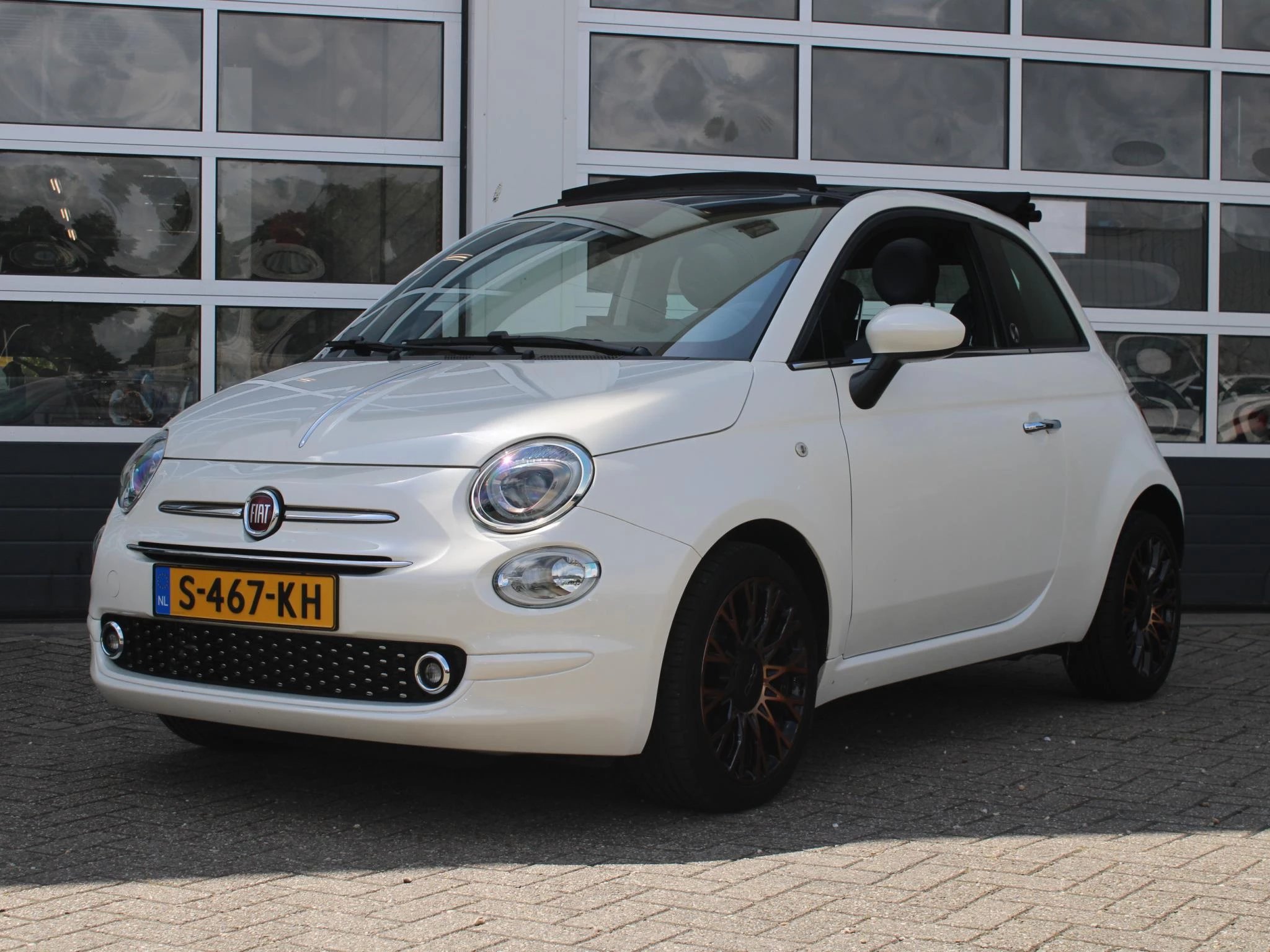 Hoofdafbeelding Fiat 500C