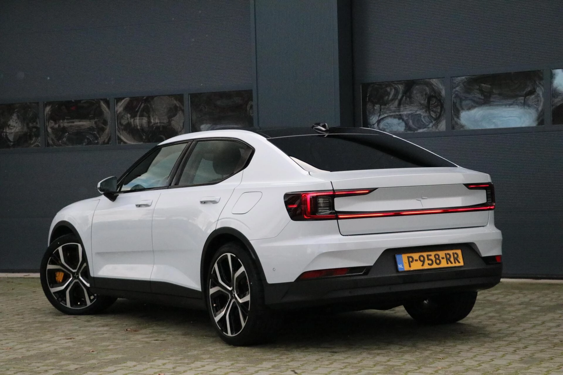 Hoofdafbeelding Polestar 2