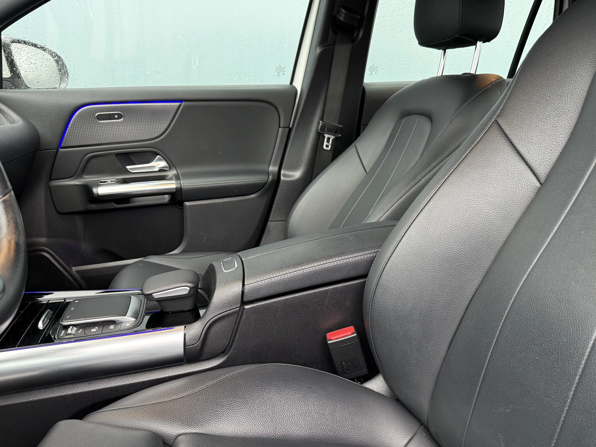 Hoofdafbeelding Mercedes-Benz EQA