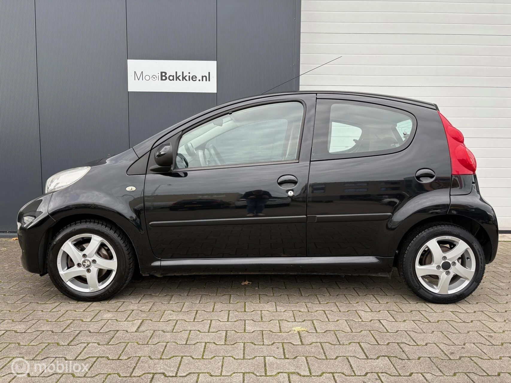 Hoofdafbeelding Peugeot 107