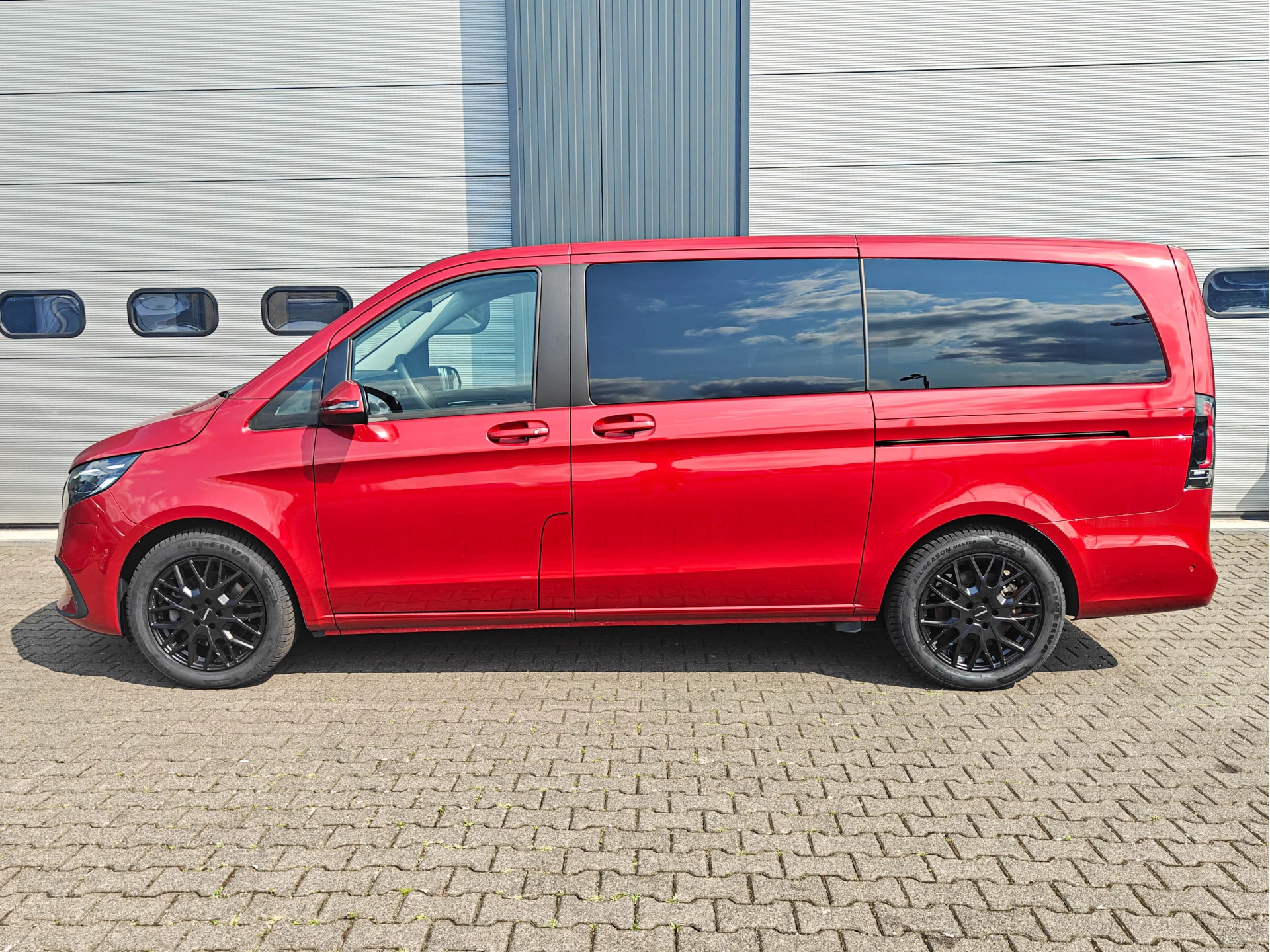 Hoofdafbeelding Mercedes-Benz EQV