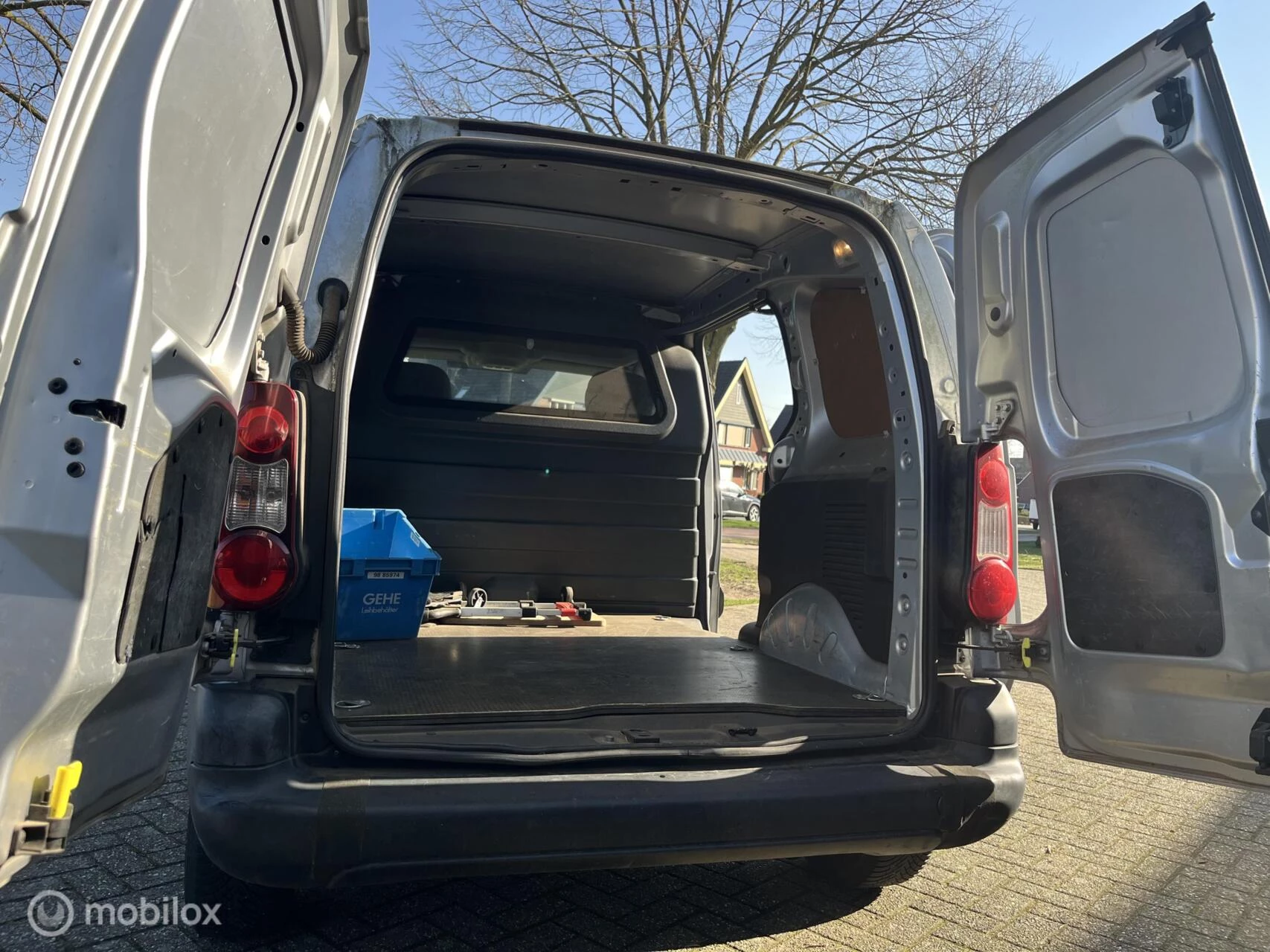 Hoofdafbeelding Peugeot Partner