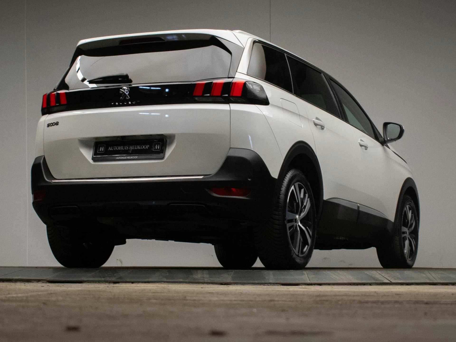 Hoofdafbeelding Peugeot 5008