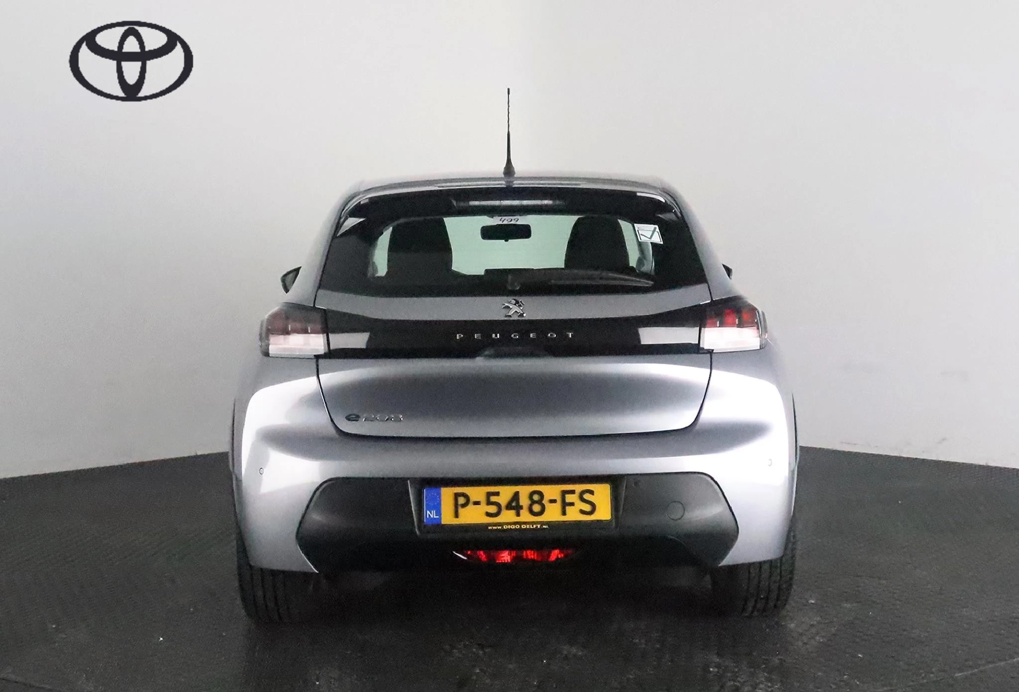 Hoofdafbeelding Peugeot e-208