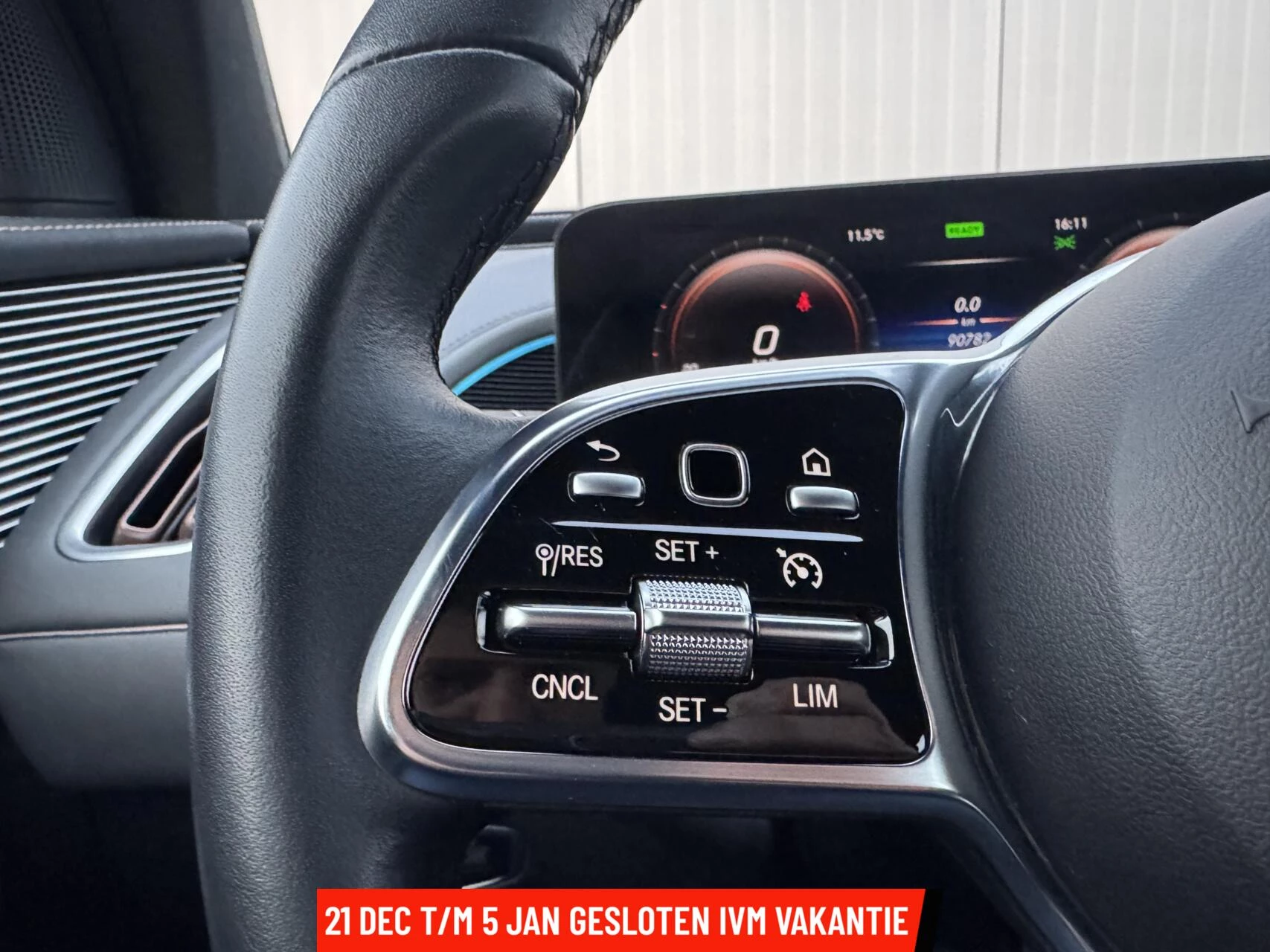 Hoofdafbeelding Mercedes-Benz EQC