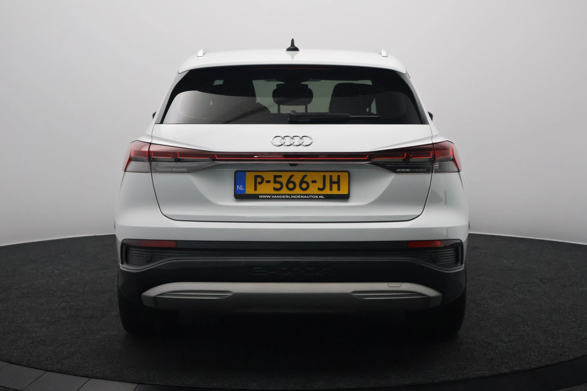 Hoofdafbeelding Audi Q4 e-tron