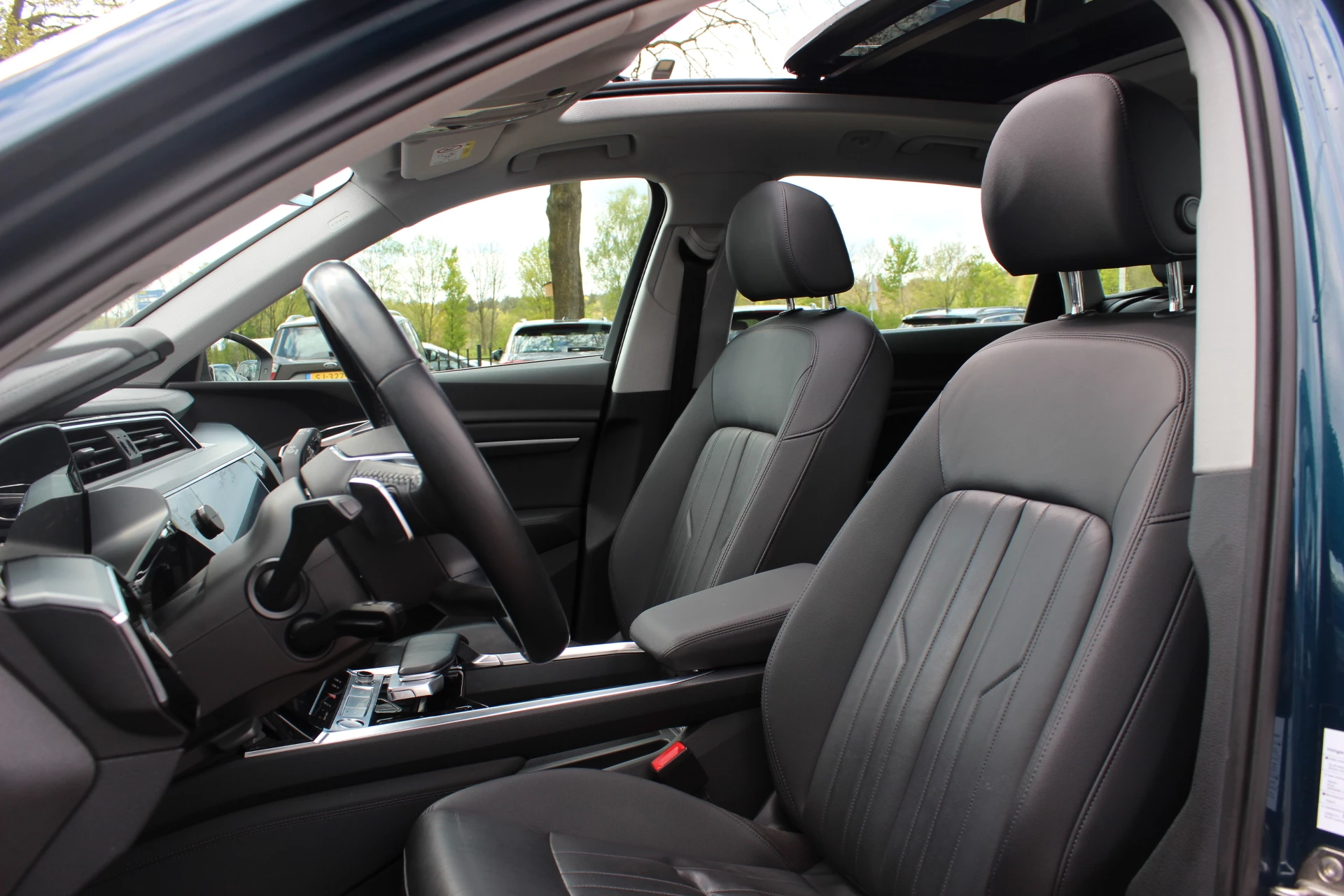 Hoofdafbeelding Audi e-tron