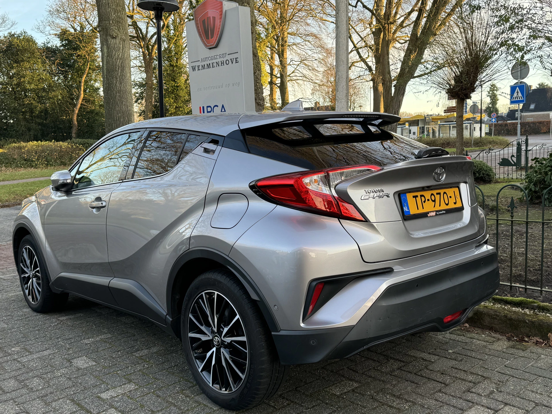 Hoofdafbeelding Toyota C-HR