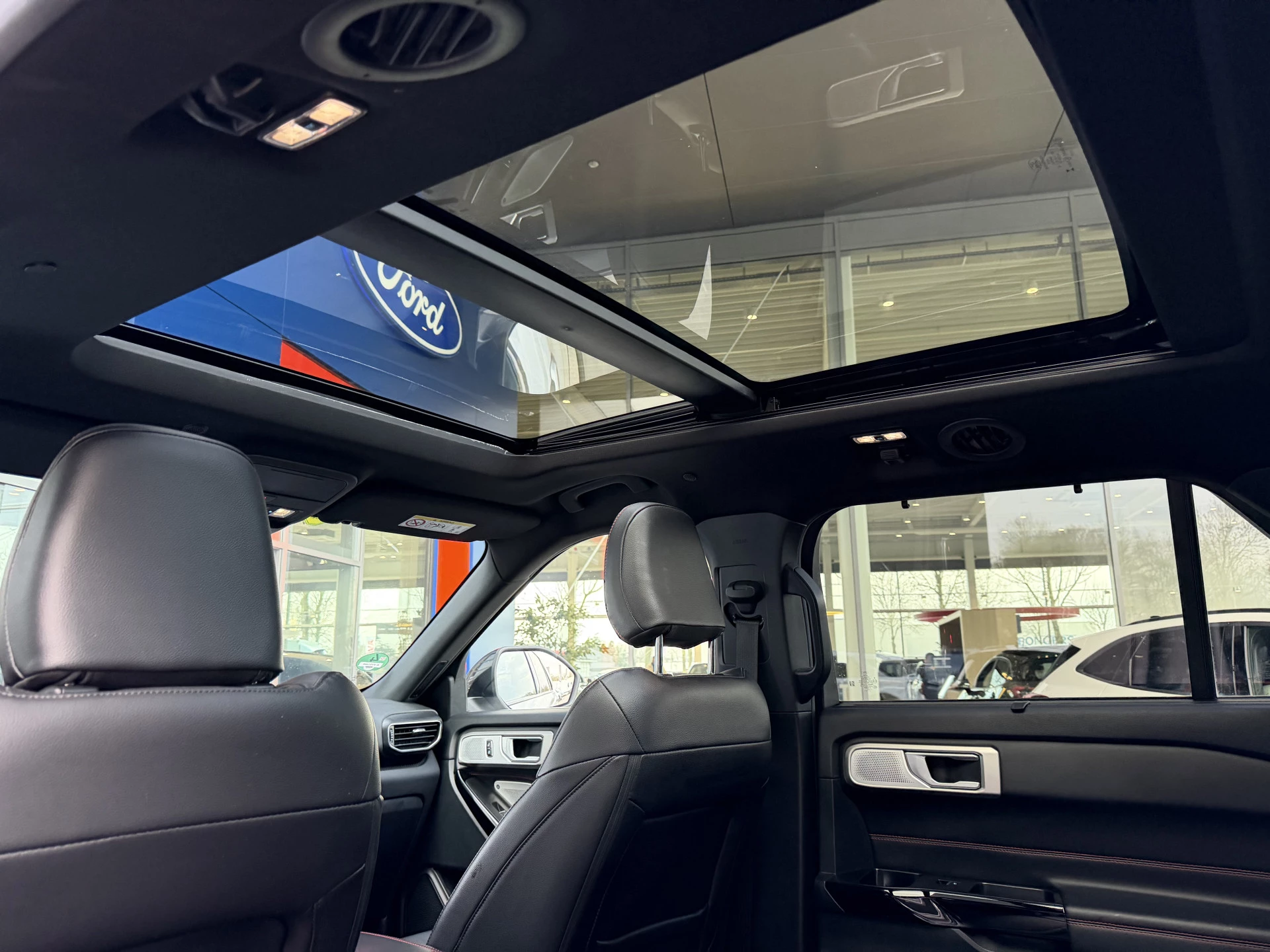 Hoofdafbeelding Ford Explorer