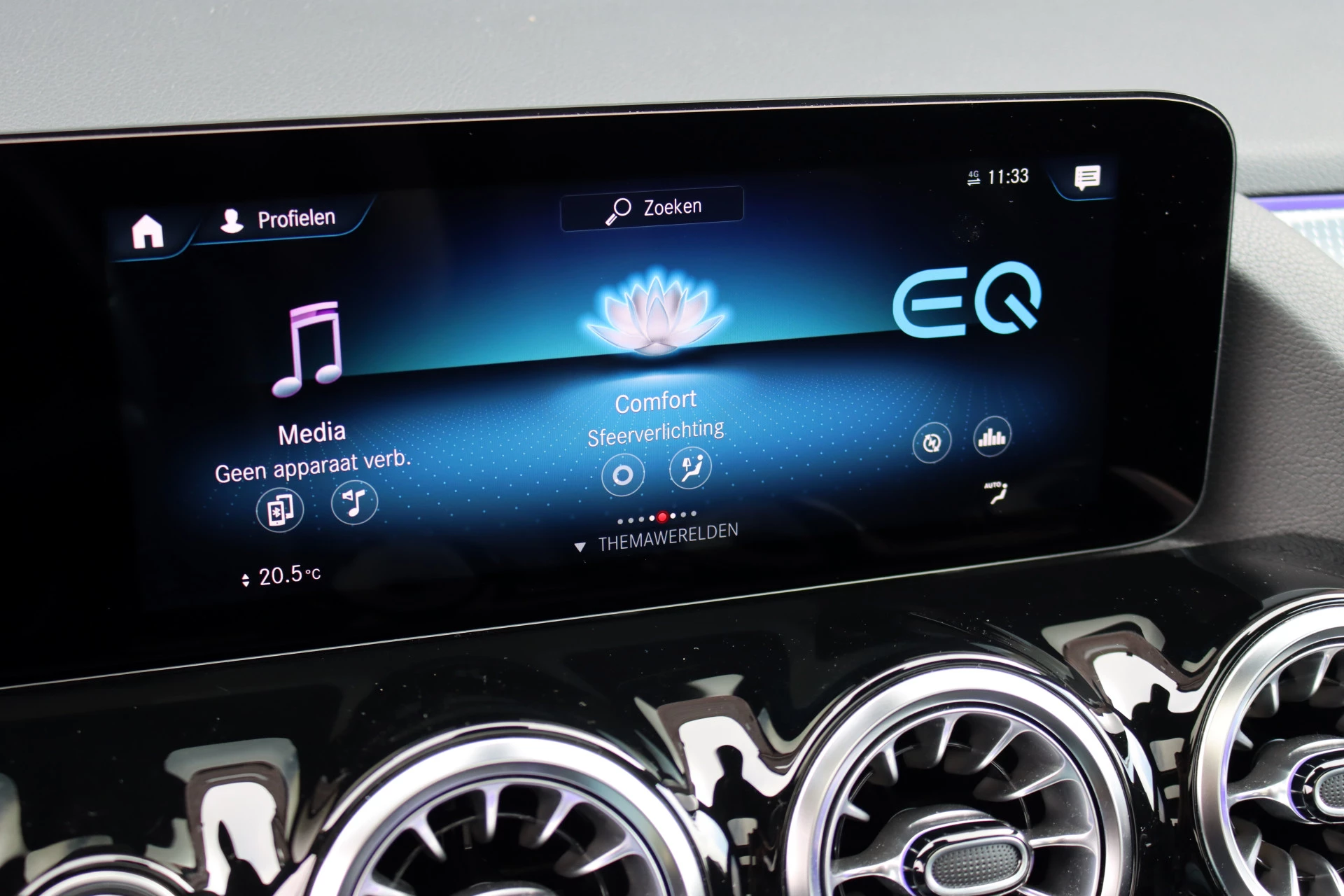 Hoofdafbeelding Mercedes-Benz EQA