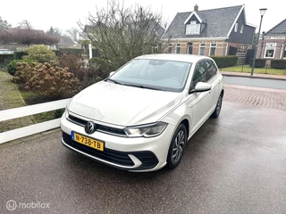 Volkswagen Polo 1.0 TSI 95PK LIFE NIEUW MODEL LED VERLICHTING CARPLAY NAVIGATIE ADAPTIEVE CRUISE CONTROLE PARKEERSENSOREN MOOIE AUTO!!