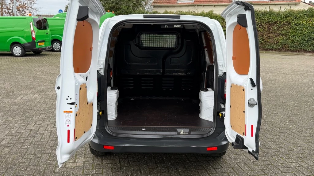 Hoofdafbeelding Ford Transit Courier
