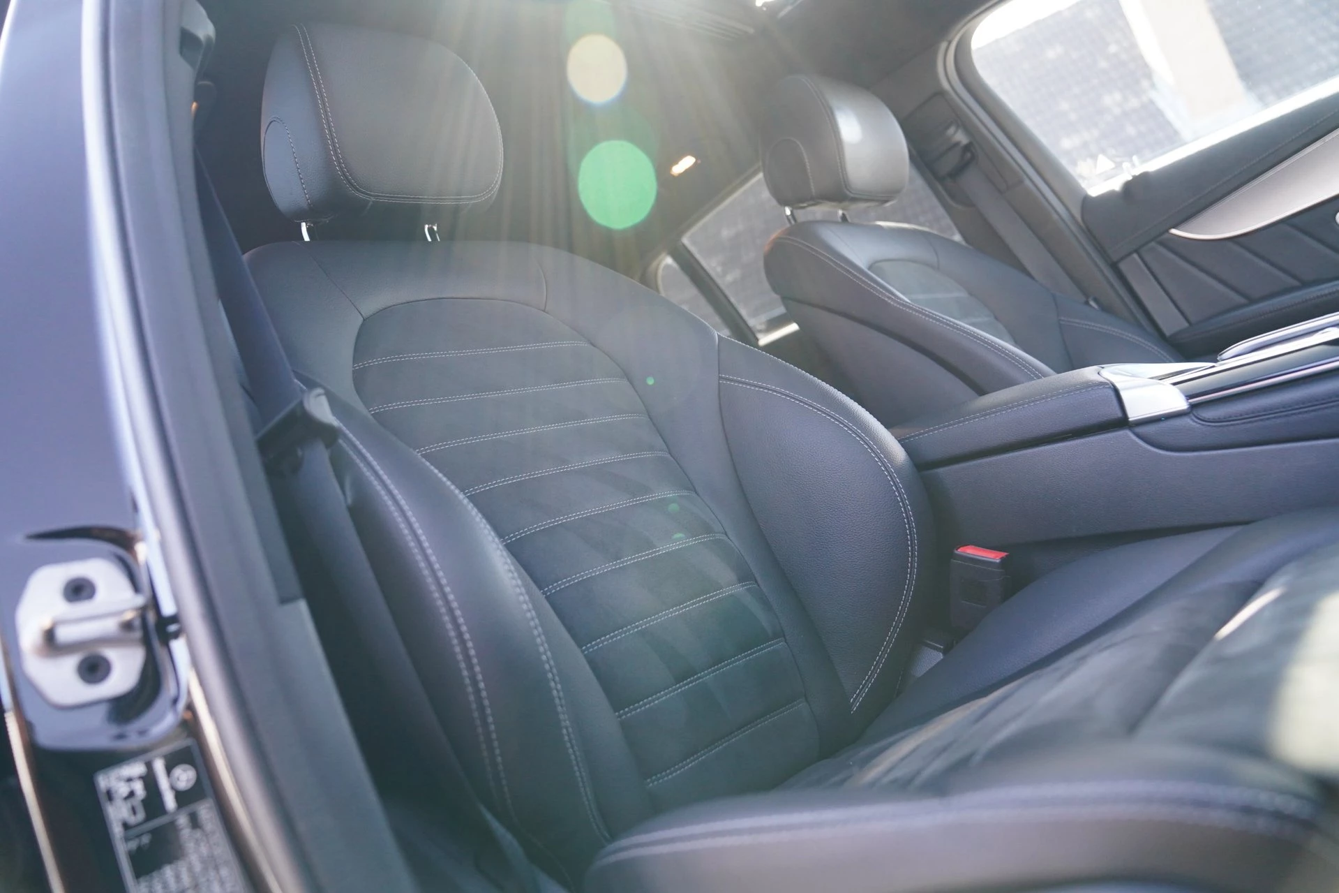 Hoofdafbeelding Mercedes-Benz EQC