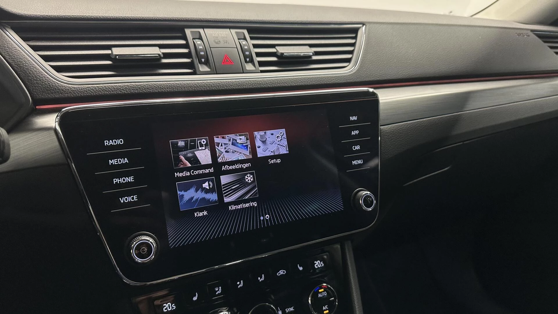 Hoofdafbeelding Škoda Superb